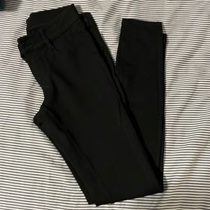23 Paige black skinny stretch pants